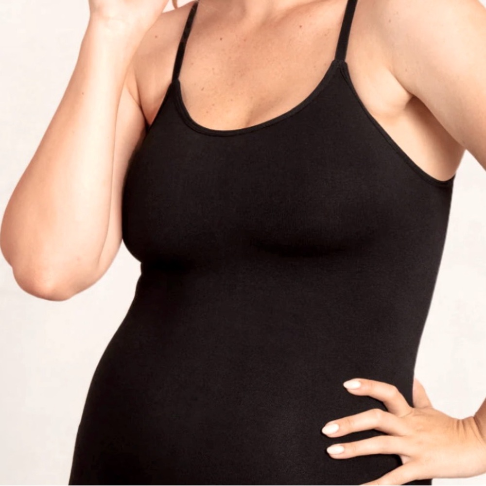 Set of 2 Shapermint Essentials Control Cami in black and white.